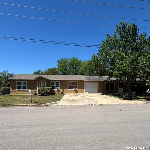 1055 Dunlap Dr, New Braunfels, TX 78130 - #1