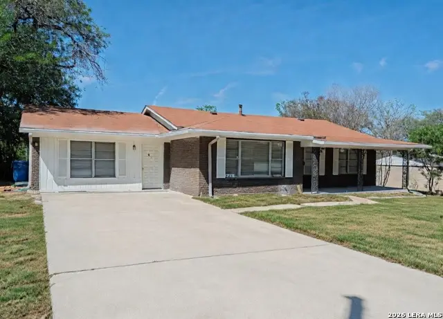 243 Maplewood Ln, San Antonio, TX 78216 - #2