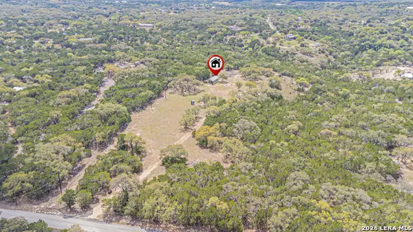 1353 Brushy Creek Dr, Lakehills, TX 78063