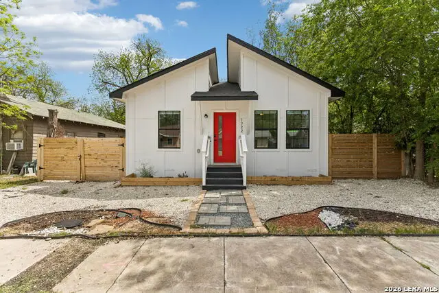 1722 W Ridgewood Ct., San Antonio, TX 78201 - #3