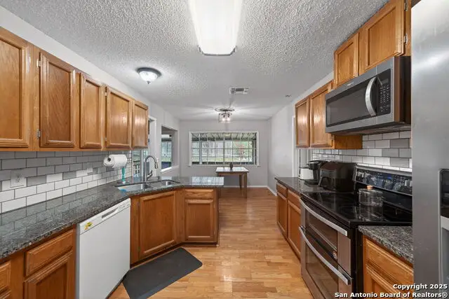 6007 Lonesome Pine St, San Antonio, TX 78247 - #3