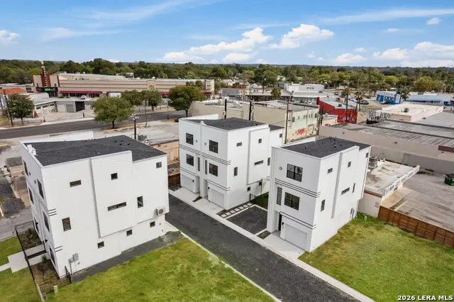 3204 N Elmendorf, San Antonio, TX 78201 - #3