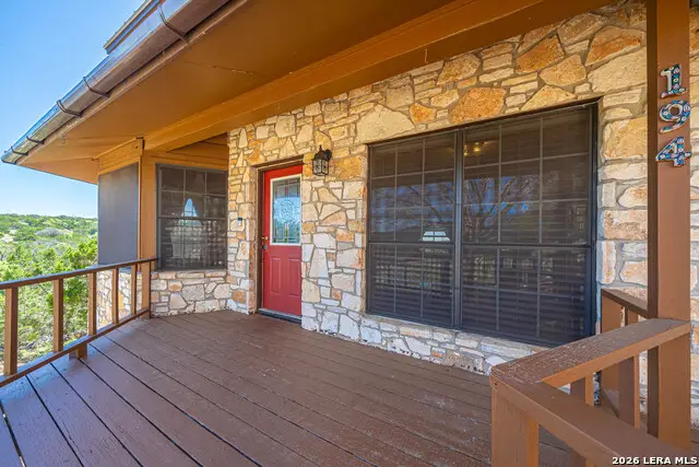 194 Nw Hills Dr, Kerrville, TX 78028 - #3