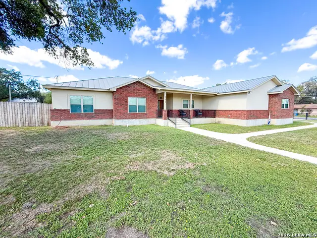 101 8th St, Natalia, TX 78059 - #2