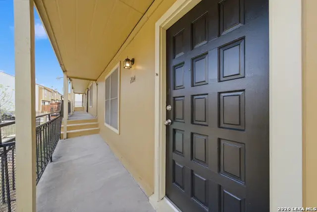 911 Vance Jackson #204, San Antonio, TX 78201 - #1