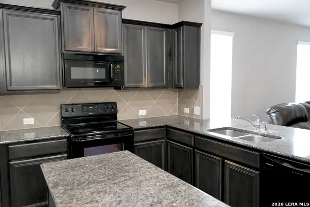 7011 Republic Pkwy, San Antonio, TX 78223 - #3