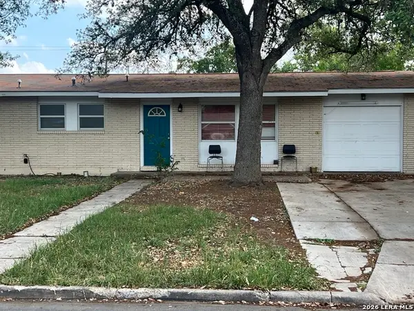 462 Hialeah, San Antonio, TX 78218