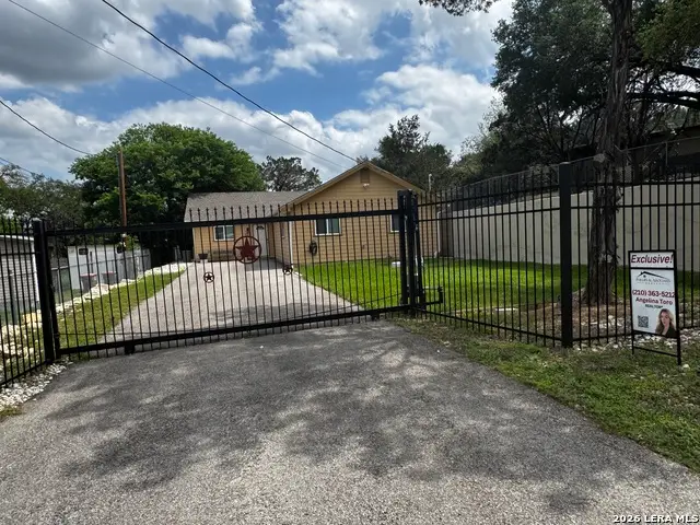 735 Green Castle Pl, Canyon Lake, TX 78133 - #1