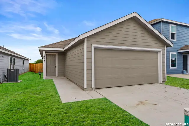 12831 Kathleen St, San Antonio East, TX 78152 - #1