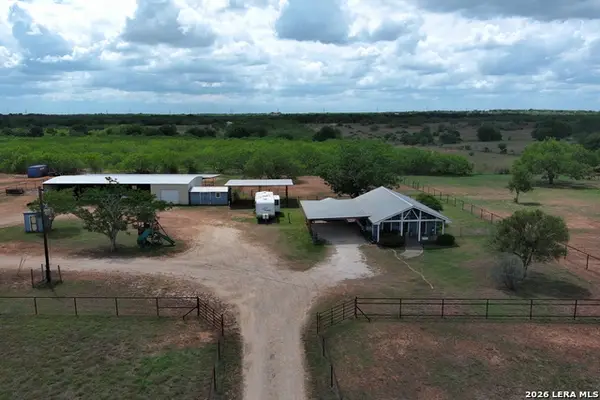 199 Old Campbell Rd, Seguin, TX 78155