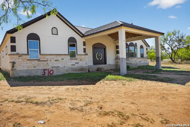 510 High Mdw, Lytle, TX 78052 - #3