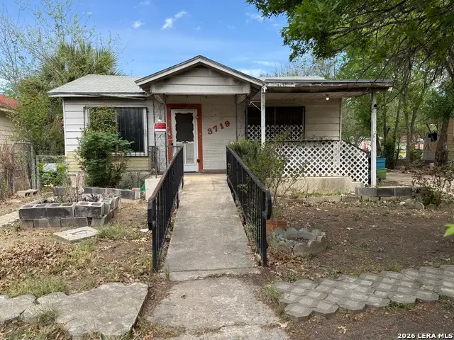 3719 W Houston St, San Antonio, TX 78207 - #1