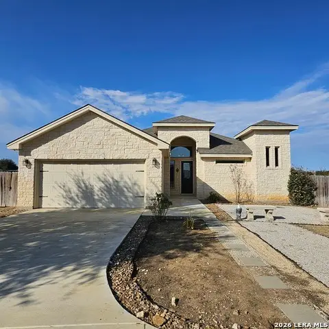 137 W Medium Meadow, Lytle, TX 78052 - #2