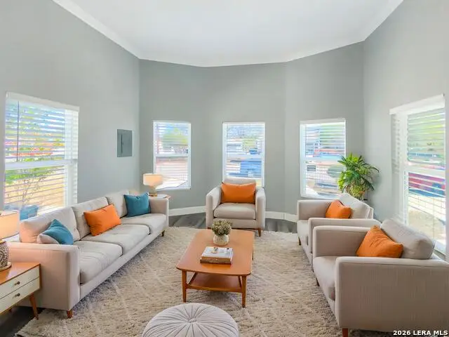 1614 W Martin, San Antonio, TX 78207 - #2