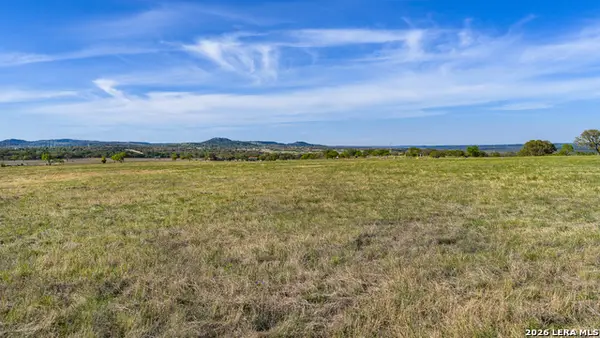 0002 Clearwater, Comfort, TX 78013