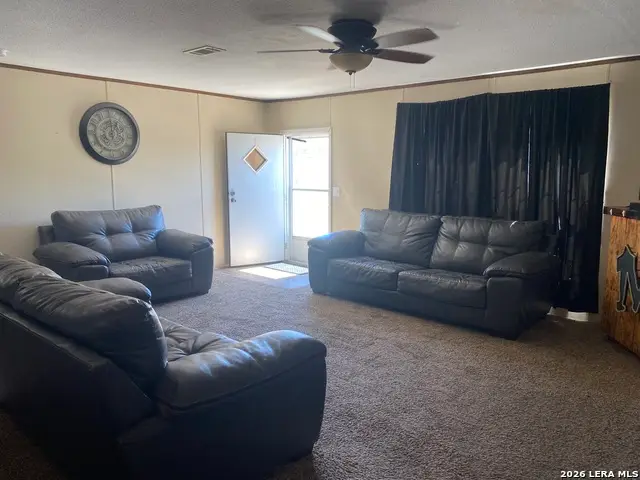 305 E Runge, Karnes City, TX 78118 - #1