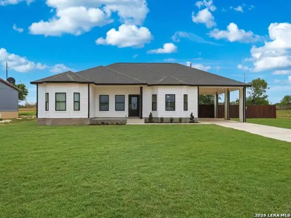 12822 Pueblo Nuevo, Atascosa, TX 78002