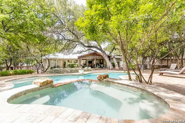 14014 Bluff Manor Dr, San Antonio, TX 78216