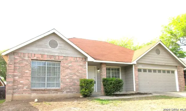 3325 Meadow Head Dr, Schertz, TX 78108 - #1