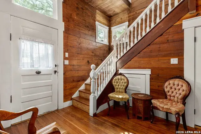 400 N Bowie, Seguin, TX 78155 - #3