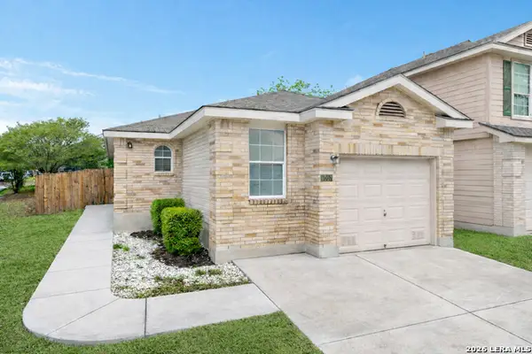 4007 Desert Cir, San Antonio, TX 78244