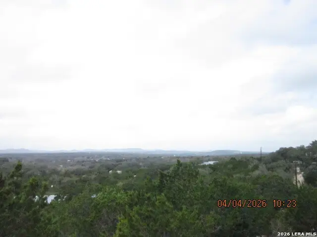 959 Alamo Beach Rd, Pipe Creek, TX 78063 - #2