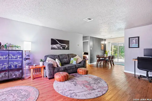 5250 Gordon Cooper, Kirby, TX 78219 - #2