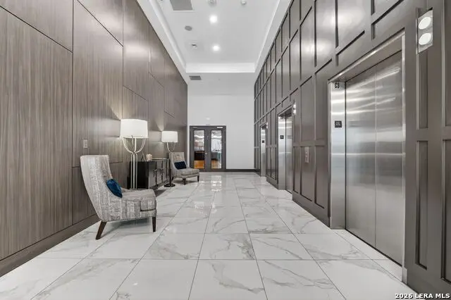 610 E Market St #UNIT 2605, San Antonio, TX 78205 - #2