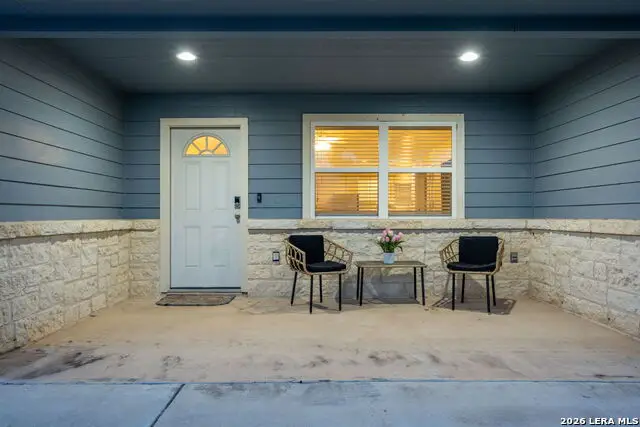 533 Indian Xing, Jourdanton, TX 78026 - #3