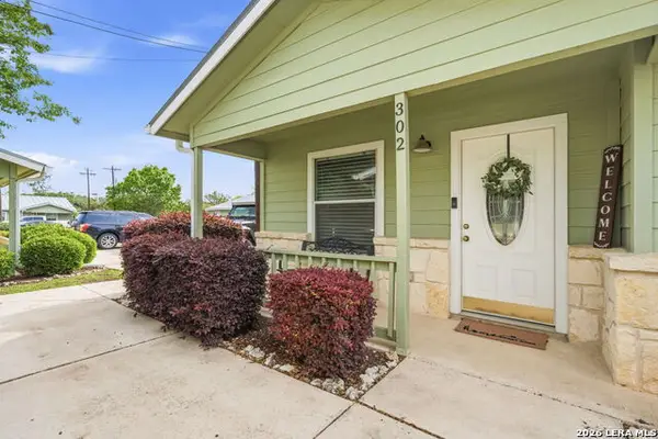 121 S Plant #302, Boerne, TX 78006