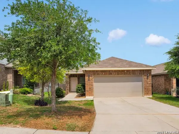 2826 High Castle, San Antonio, TX 78245