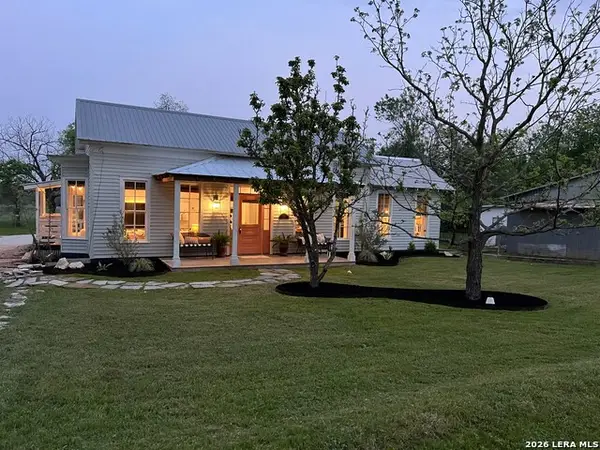 520 Live Oak St, Blanco, TX 78606