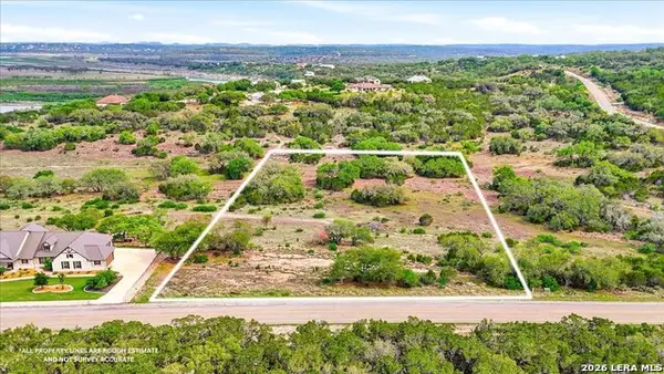 2248 San Jose Way, Canyon Lake, TX 78133