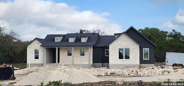 129 Rayner Pl, Spring Branch, TX 78070