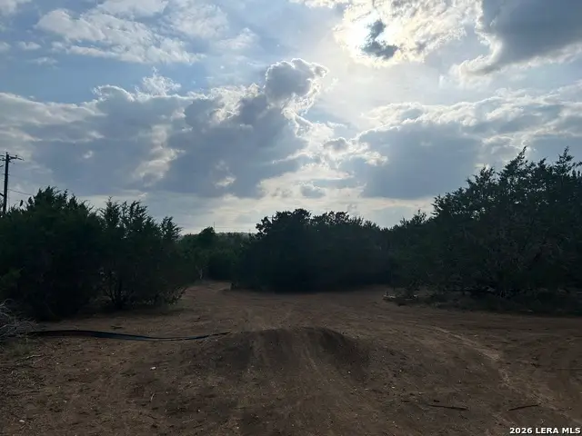 1049 Grassland, Bulverde, TX 78163 - #2