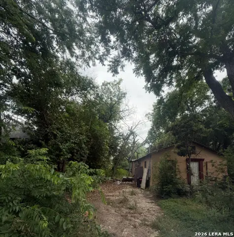 416 E Woodlawn Ave, San Antonio, TX 78212 - #3