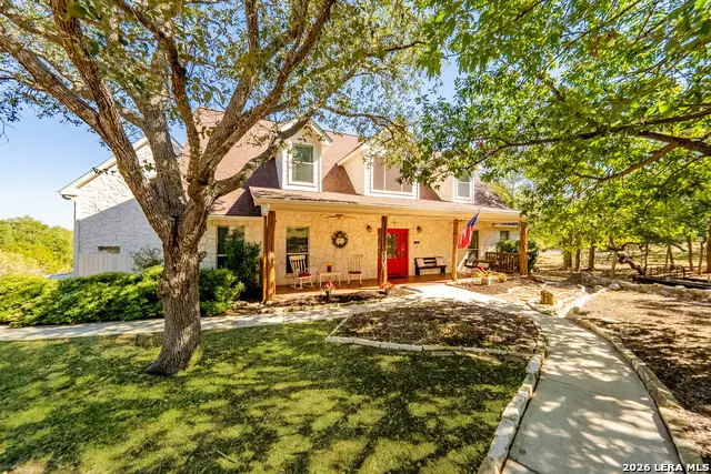 560 Winding, New Braunfels, TX 78132 - #1