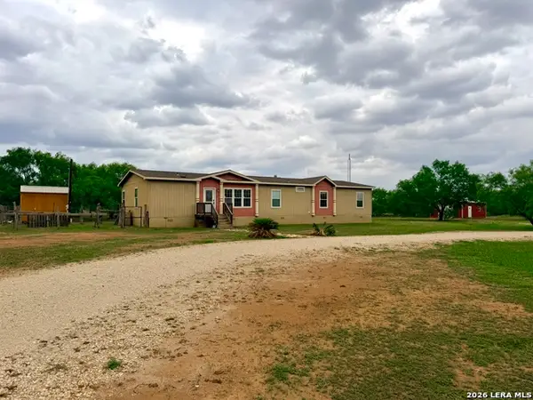 8824 W Fm 140, Charlotte, TX 78011