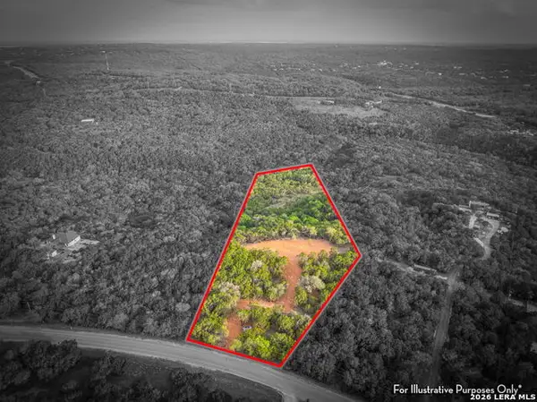 535 Eden Ranch Dr, Canyon Lake, TX 78133