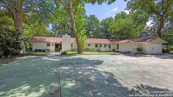 2323 Terminal Loop, McQueeney, TX 78123