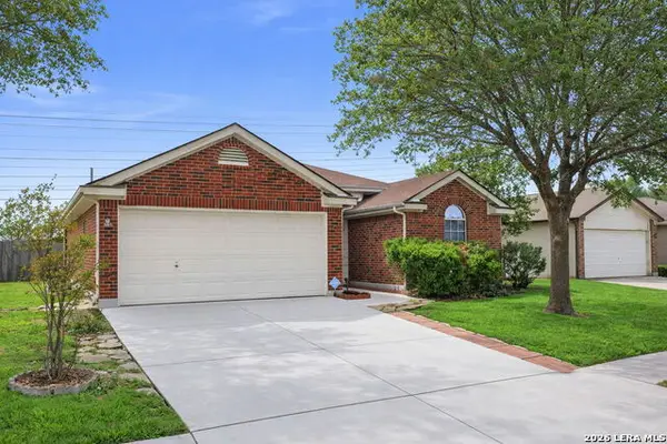 4043 Mistflower Dr, Converse, TX 78109