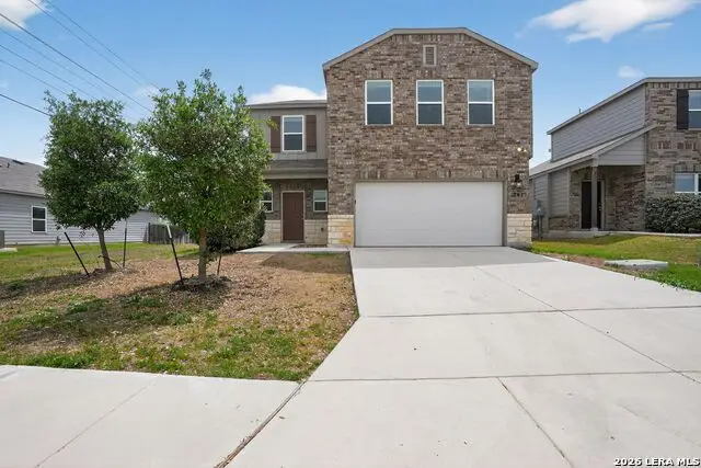 241 Savage St, New Braunfels, TX 78130 - #1