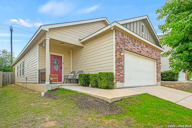 4909 Hallies Gdn, Saint Hedwig, TX 78152 - #3