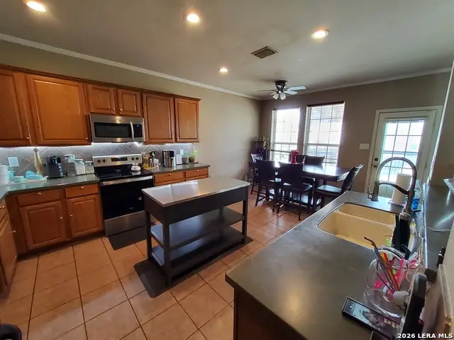 129 Carmel Dr, Cibolo, TX 78108 - #3