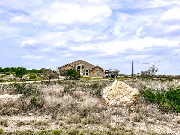 281 Legend Hls, Uvalde, TX 78801