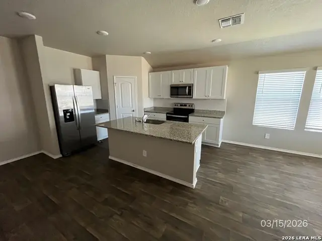 837 Gerardia Ct, Seguin, TX 78155 - #2