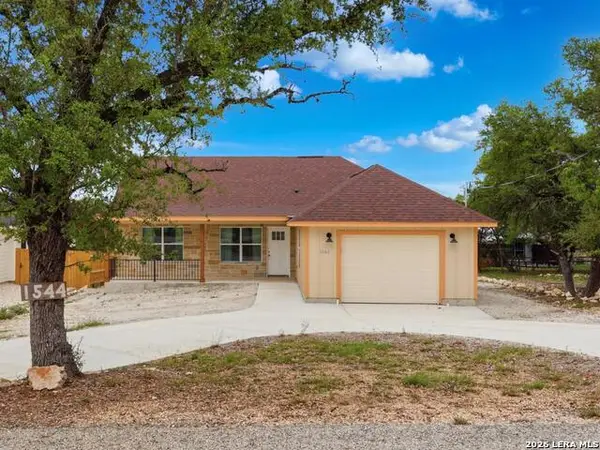 1544 Rimrock Cove, Spring Branch, TX 78070