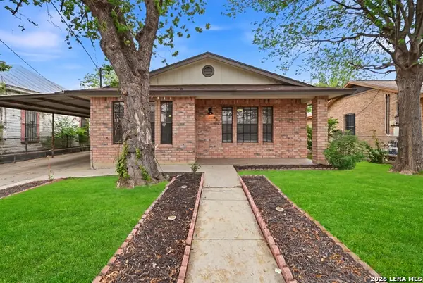 425 Sandmeyer St, San Antonio, TX 78208