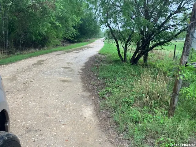 332 Private Road 6632, Devine, TX 78016 - #2