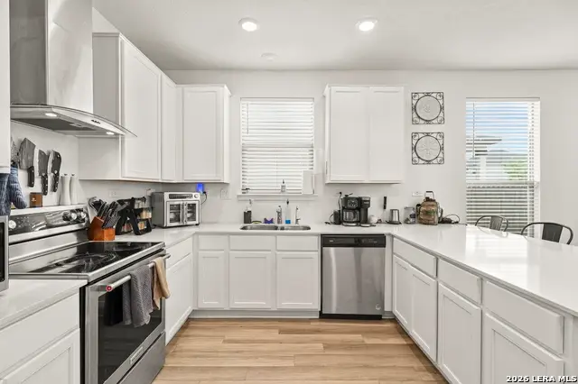 355 Deer Crest Dr, New Braunfels, TX 78130 - #2